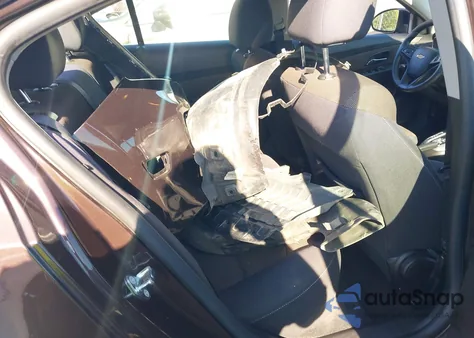 2015 Chevrolet Cruze 1Lt Auto из США, поврежденный, VIN 1G1PC5SB9F7198152